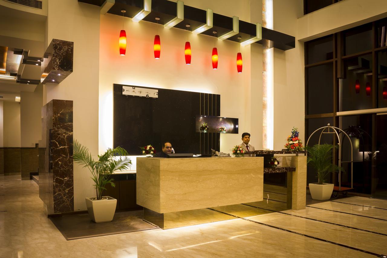 Club Florence Gurgaon Exterior photo